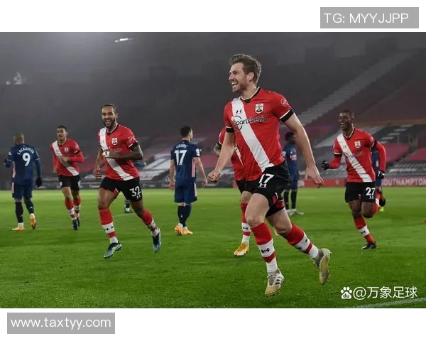 足球联赛球队赛季关键比赛表现与数据