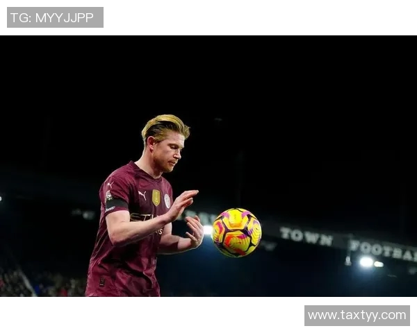 德布劳内社媒发声正面回应争议事件引发球迷热议讨论